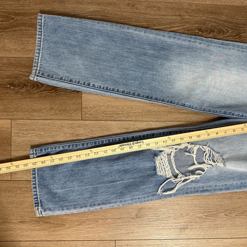 Daze Distressed Straight Leg Jeans - Picture 6 of 8